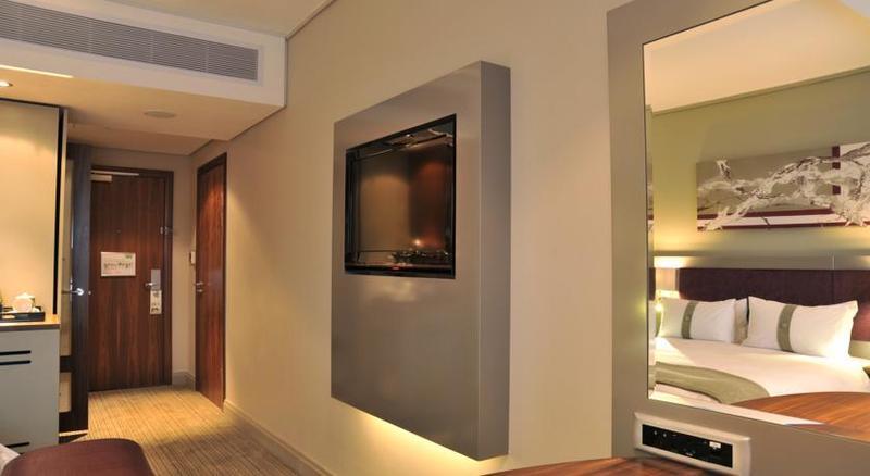 Johannesburg-rosebank By Ihg Hotel Johannesburg
